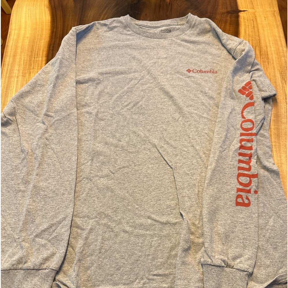 Men’s long sleeve Columbia t-shirt